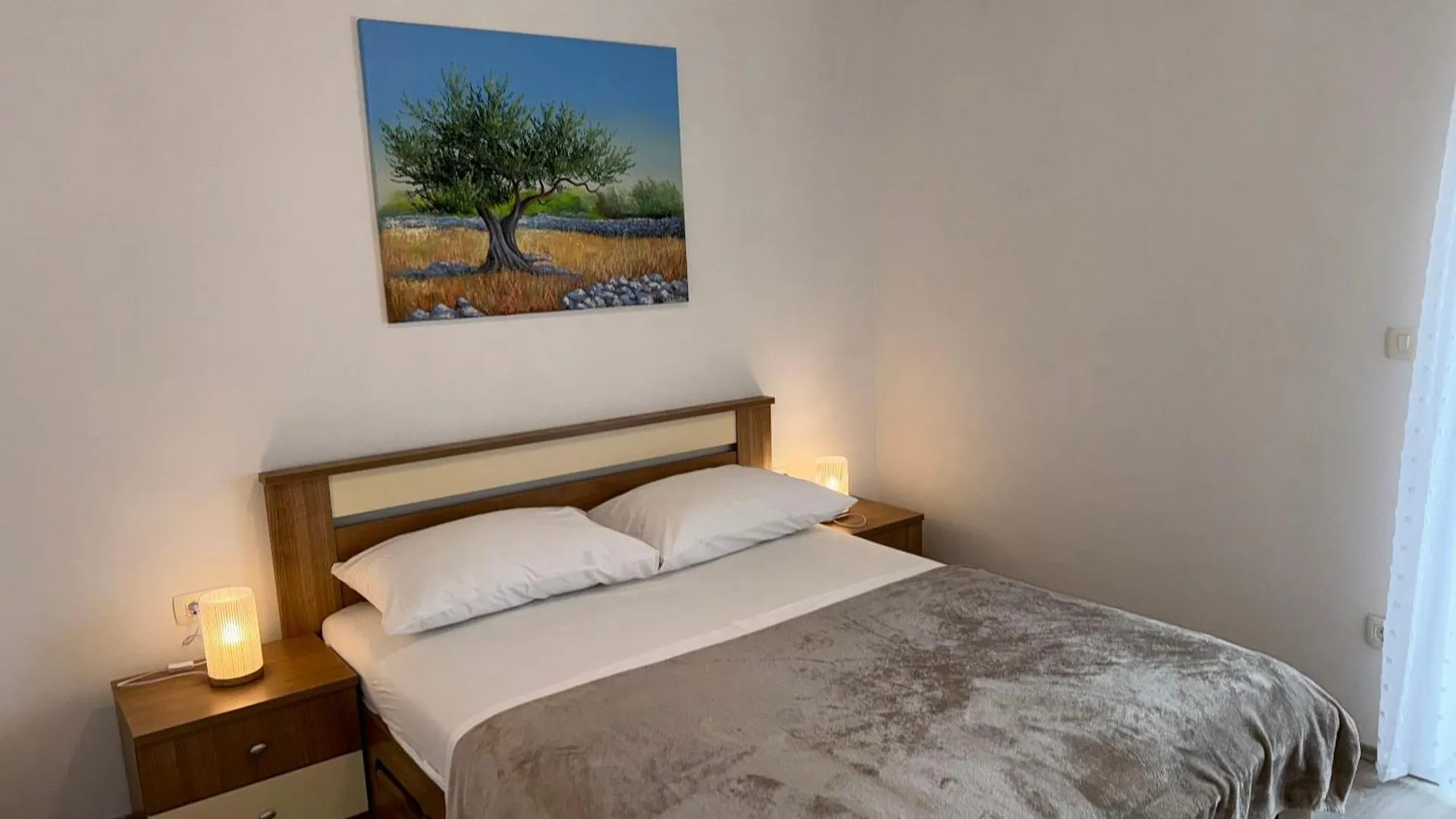 Apartments Maticic Silo  0*, Silo (Krk) Croatia