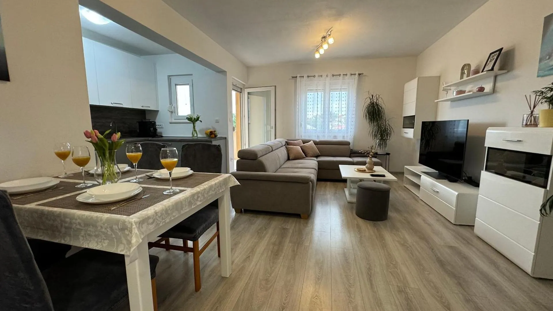 Apartments Maticic Silo  0*, Silo (Krk) Croatia