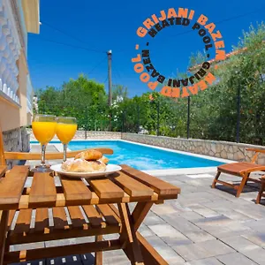 Pansion Tina Appartement